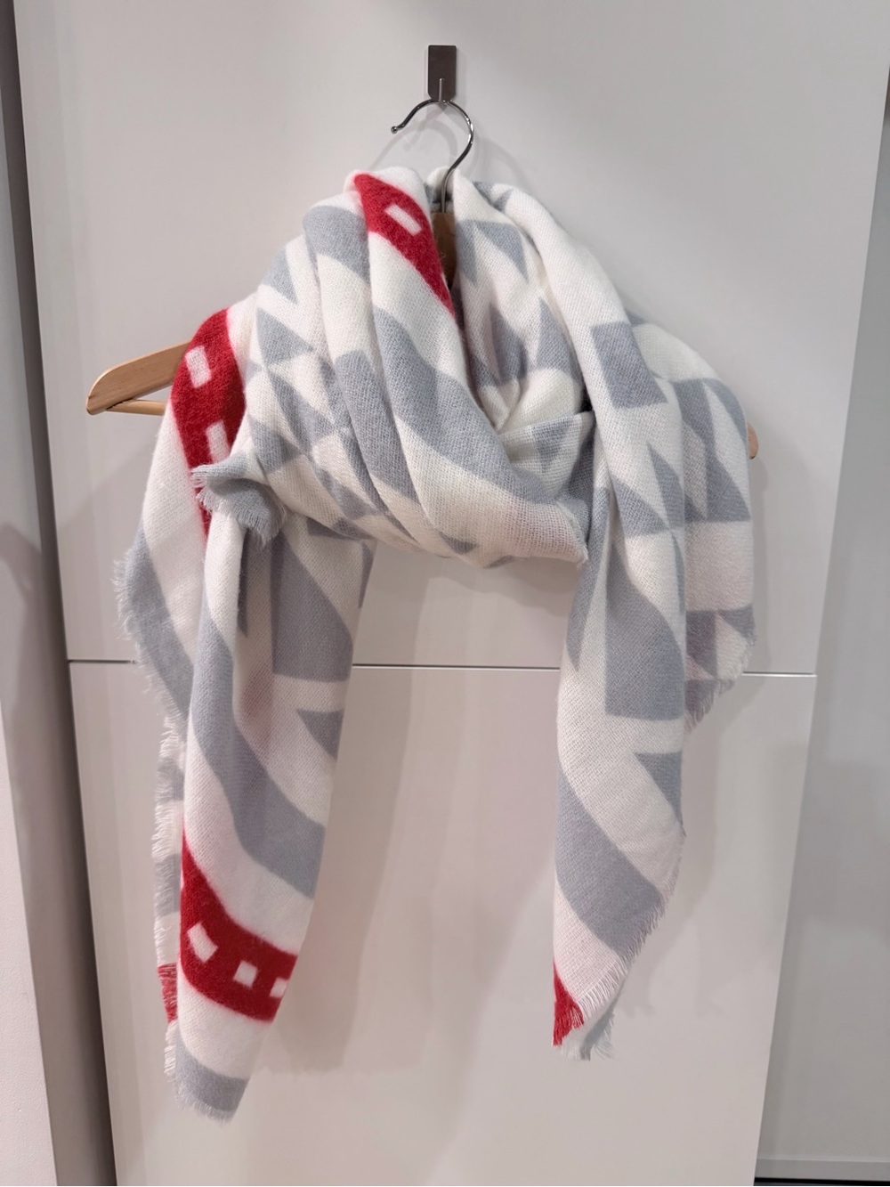 Le Luxe Gray White Red Geometric Oversized Blanket Scarf Wrap